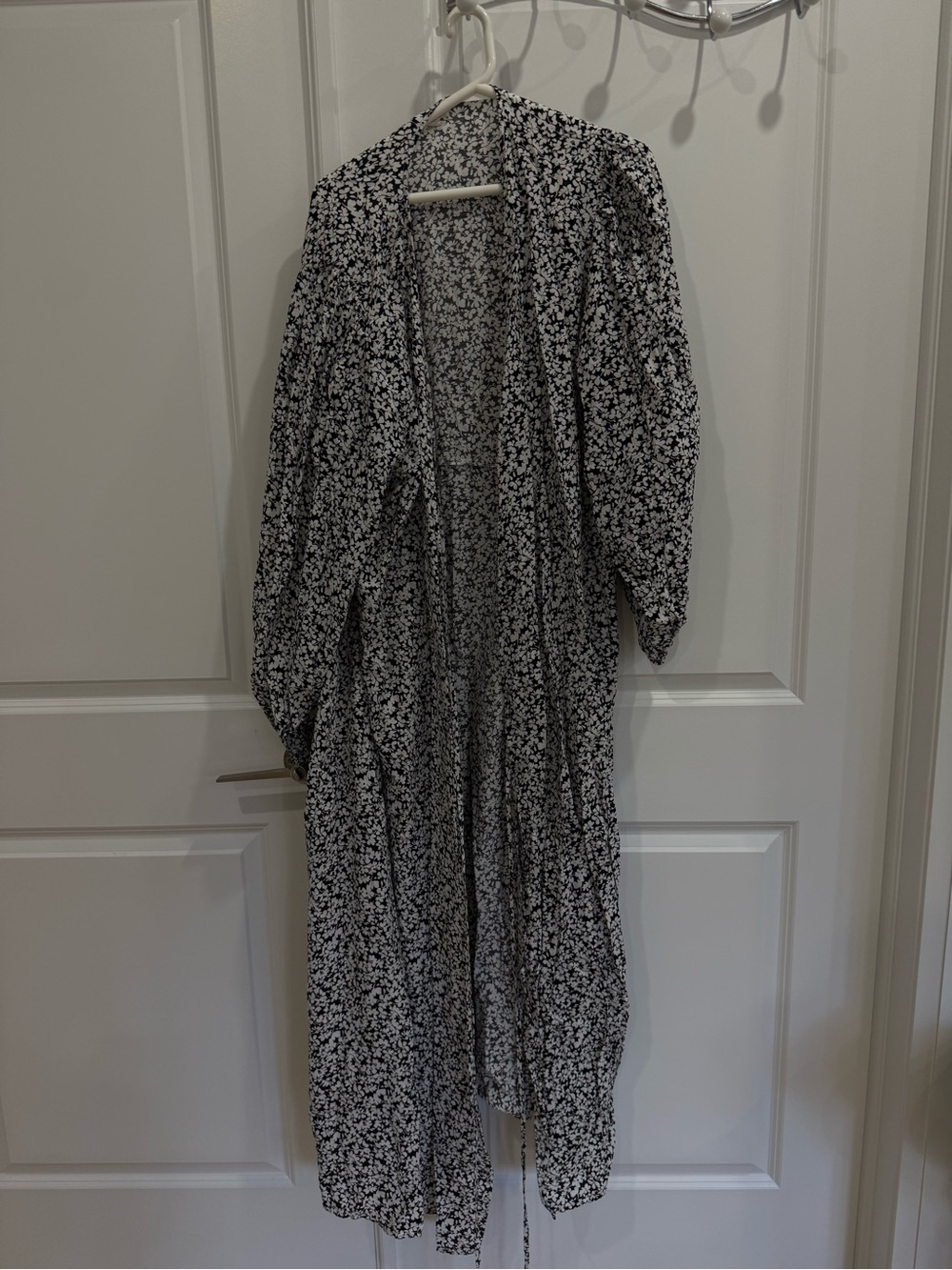 Plus Size ASOS CURVE Black & White Floral Wrap Dress